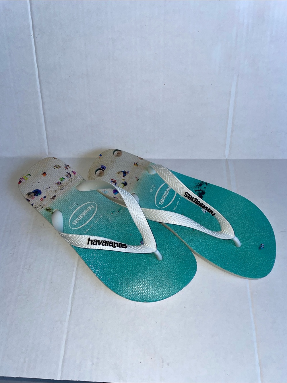 Havaianas Women’s Teal Flip Flops with White Straps and Printed Heel